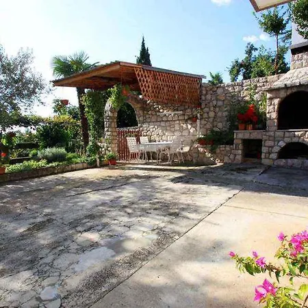 One-bedroom 14 شقة *