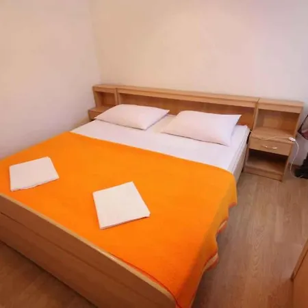 One-bedroom 14 Apartman *