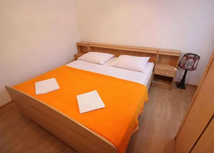 One-bedroom 14 דירה *